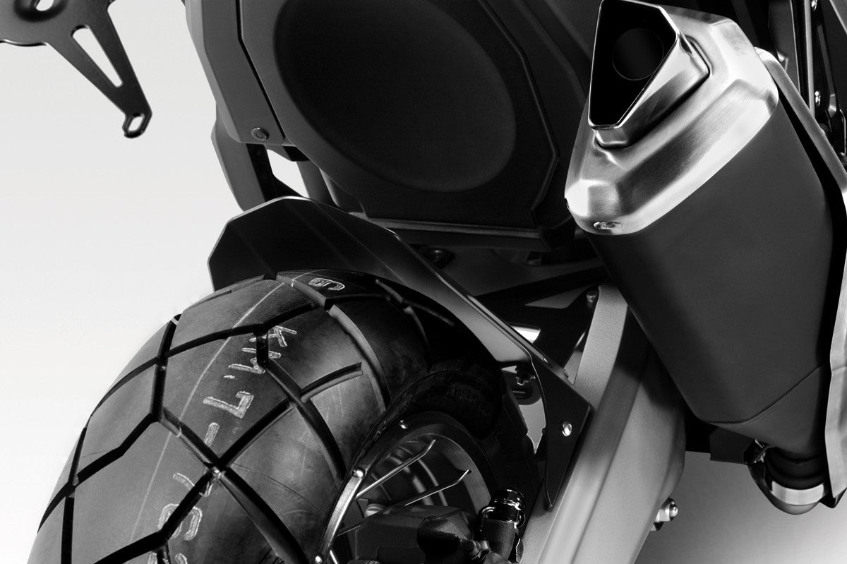 R-0944 XADV 2017/25 - Kit Copriruota "Evo" - Parafango Posteriore in Alluminio - Minuteria Inclusa - Facile Installazione - Accessori De Pretto Moto (DPM Race) - 100% Made in Italy