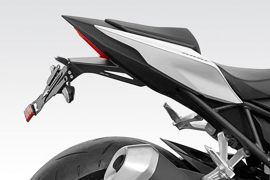 R-01018X Hornet 1000 2025 - Kit Targa Internazionale - Portatarga Regolabile - Minuteria Inclusa - Accessori De Pretto Moto (DPM Race) - 100% Made in Italy